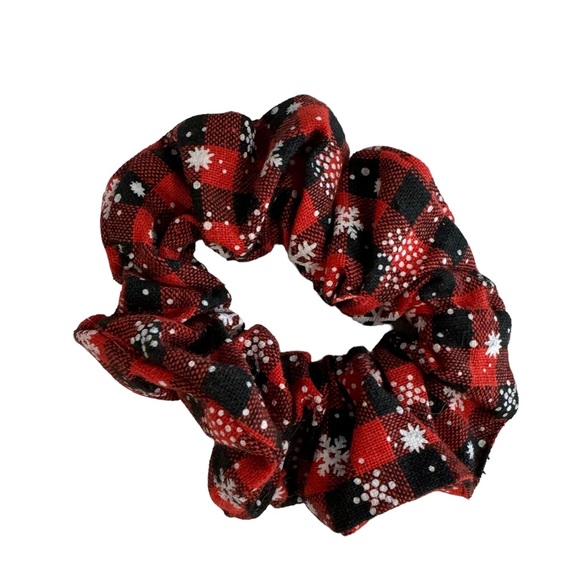 Set of 4 holiday hair scrunchies - Picture 2 of 6